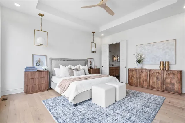 $978,340 | 1816 Northeast Lashbrook Drive, Lee's Summit, MO 64086