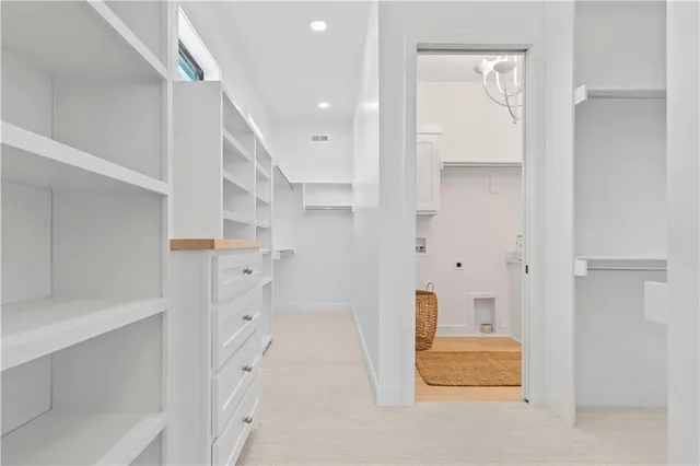 $978,340 | 1816 Northeast Lashbrook Drive, Lee's Summit, MO 64086