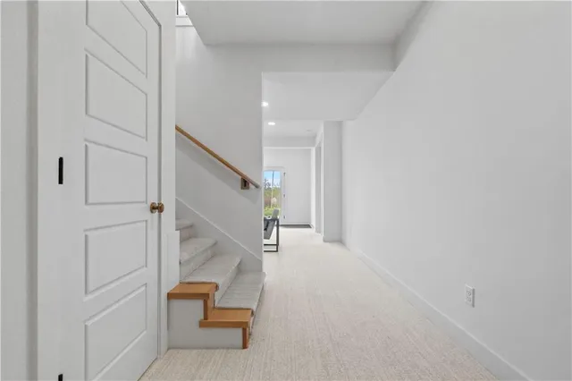 $978,340 | 1816 Northeast Lashbrook Drive, Lee's Summit, MO 64086