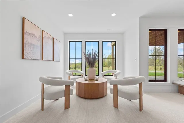 $978,340 | 1816 Northeast Lashbrook Drive, Lee's Summit, MO 64086