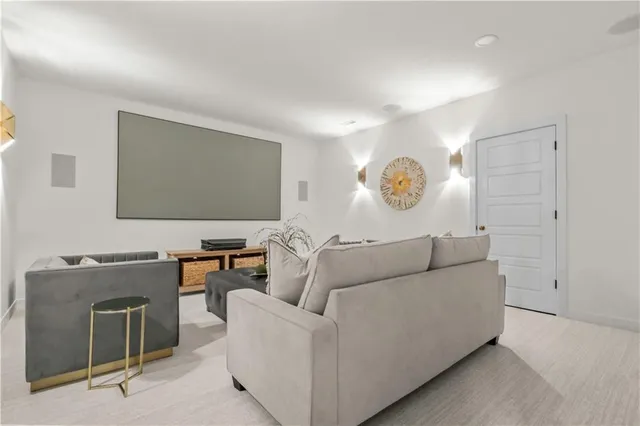 $978,340 | 1816 Northeast Lashbrook Drive, Lee's Summit, MO 64086