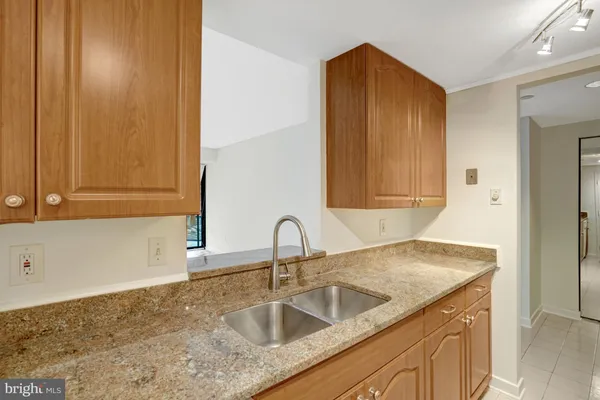 $2,550 | 1530 Key Boulevard, Unit 307, Arlington, VA 22209