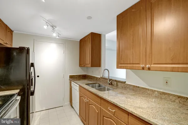 a view of a entryway with a lot of windows