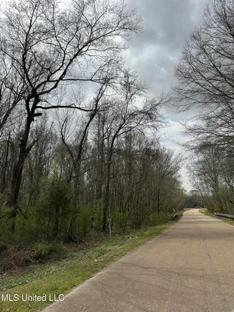 $81,270 | 0 Industrial Drive, Bolton, MS 39041