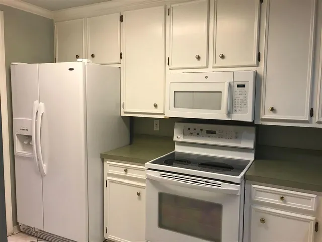 $1,450 | 321 Northtown Drive, Jackson, MS 39211