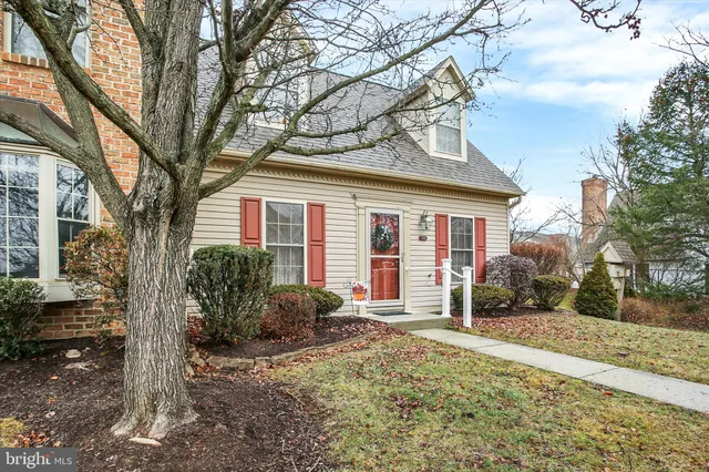 $224,900 | 322 Woodland View Court, Harrisburg, PA 17110