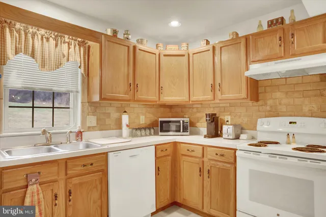 $224,900 | 322 Woodland View Court, Harrisburg, PA 17110