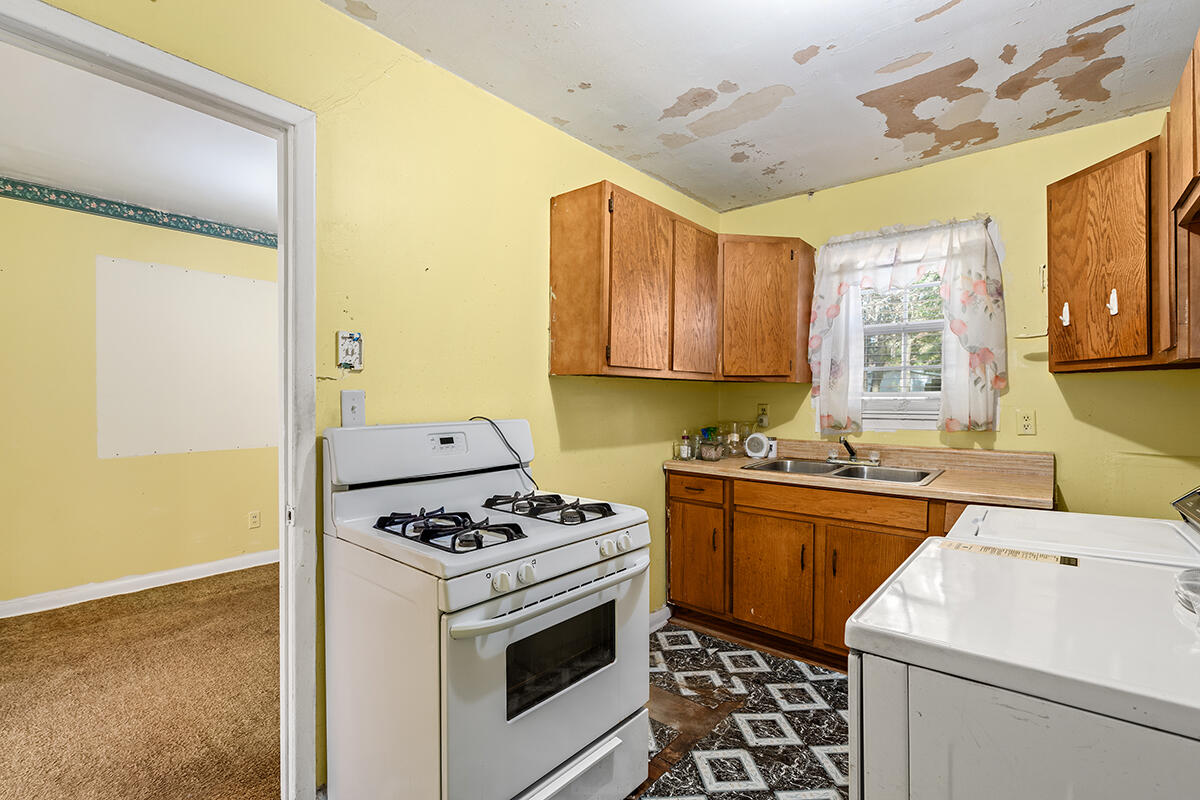 1511 Scott Hill Road Charleston, SC 29412 - Photo 13 of 31 K