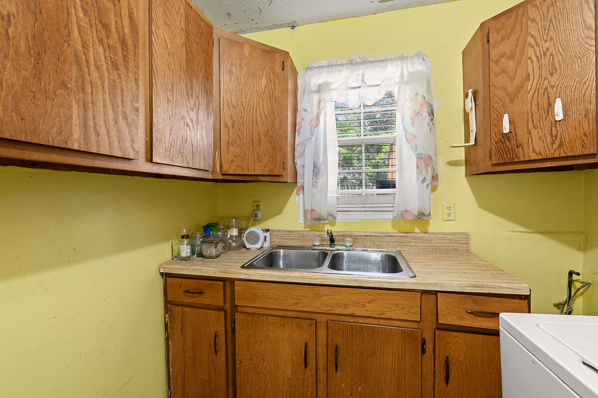 1511 Scott Hill Road Charleston, SC 29412 - Photo 14 of 31 L