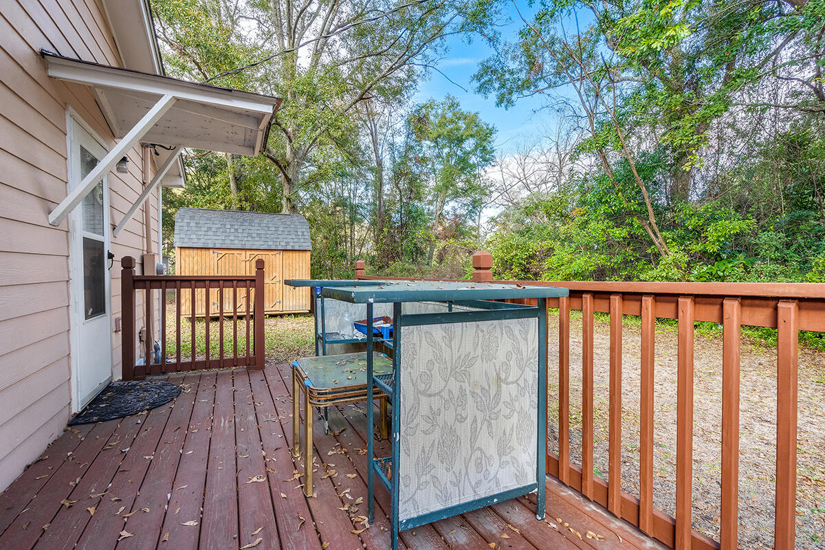 1511 Scott Hill Road Charleston, SC 29412 - Photo 24 of 31 X