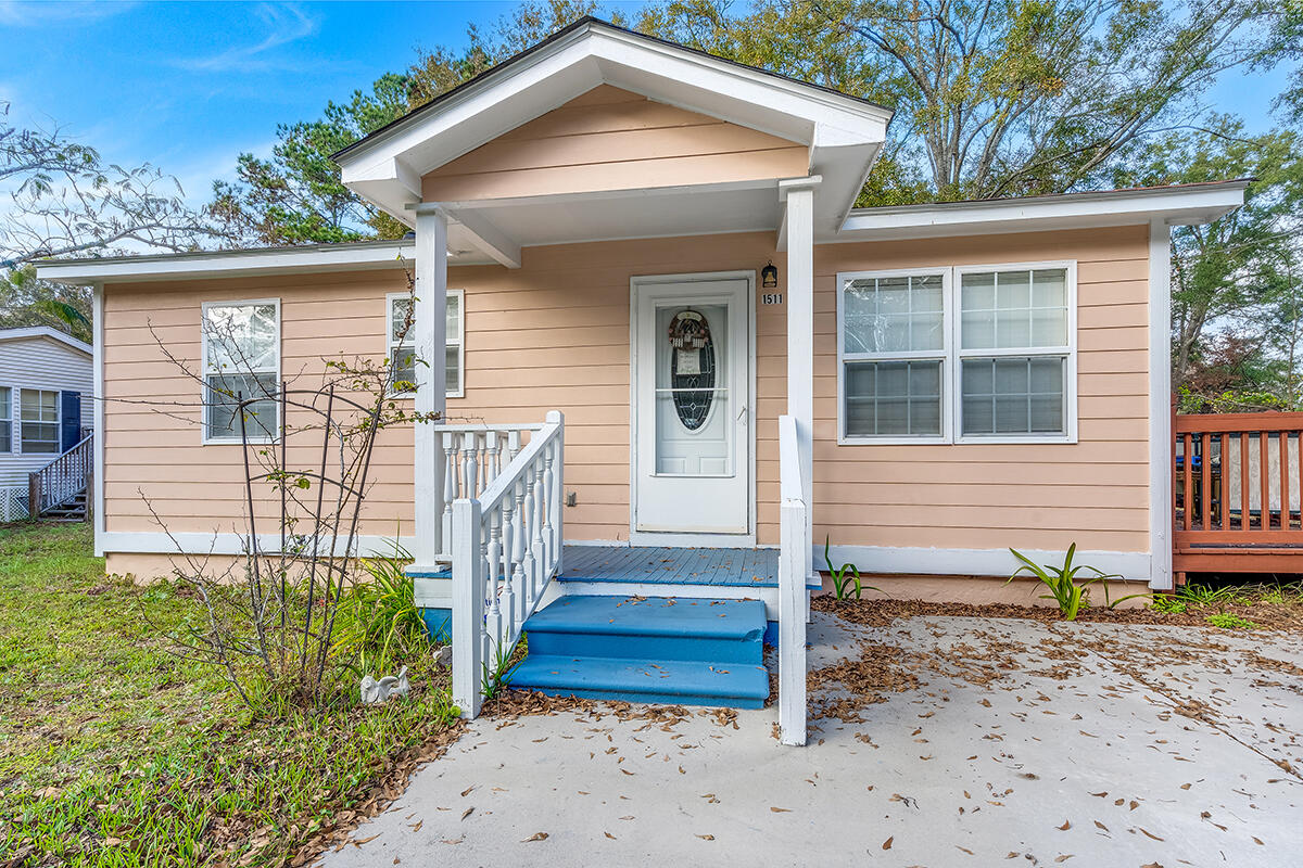 1511 Scott Hill Road Charleston, SC 29412 - Photo 4 of 31 D