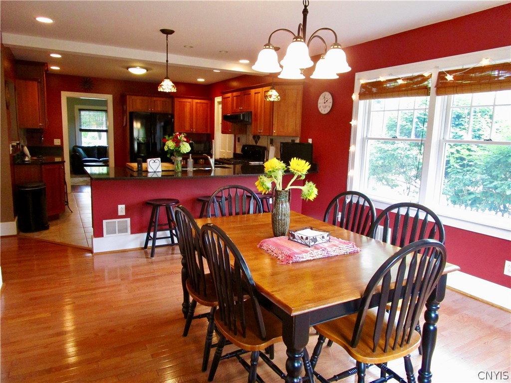 4 Eastern Parkway Sennett, NY 13021 - Photo 8 of 32