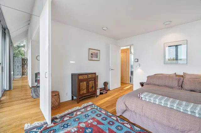 $2,900,000 | 31 Daybreak Lane, Surry, ME 04684