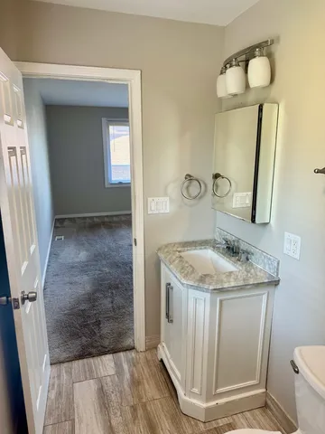 $343,000 | 19002 Springfield Avenue, Flossmoor, IL 60422