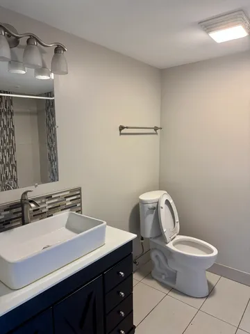 $343,000 | 19002 Springfield Avenue, Flossmoor, IL 60422