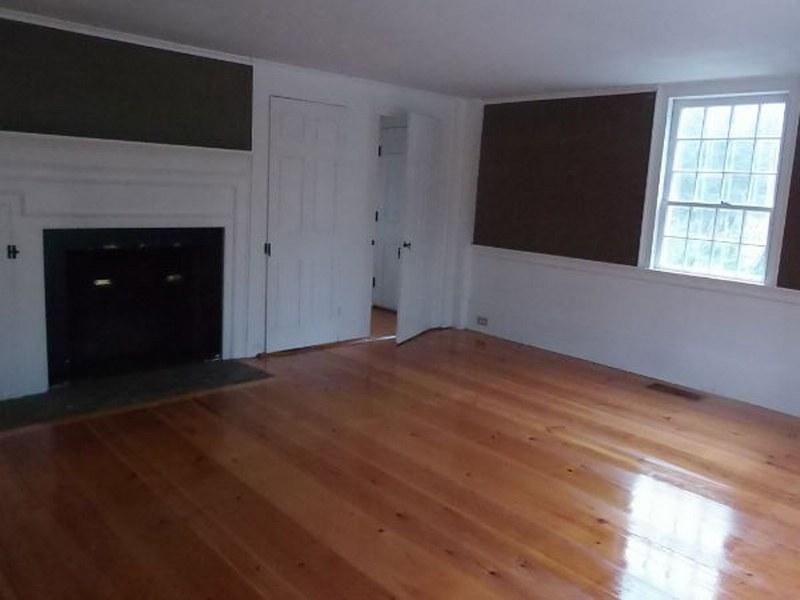 30 Middle Road Waterboro, ME 04087 - Photo 2 of 9 Dining Room.