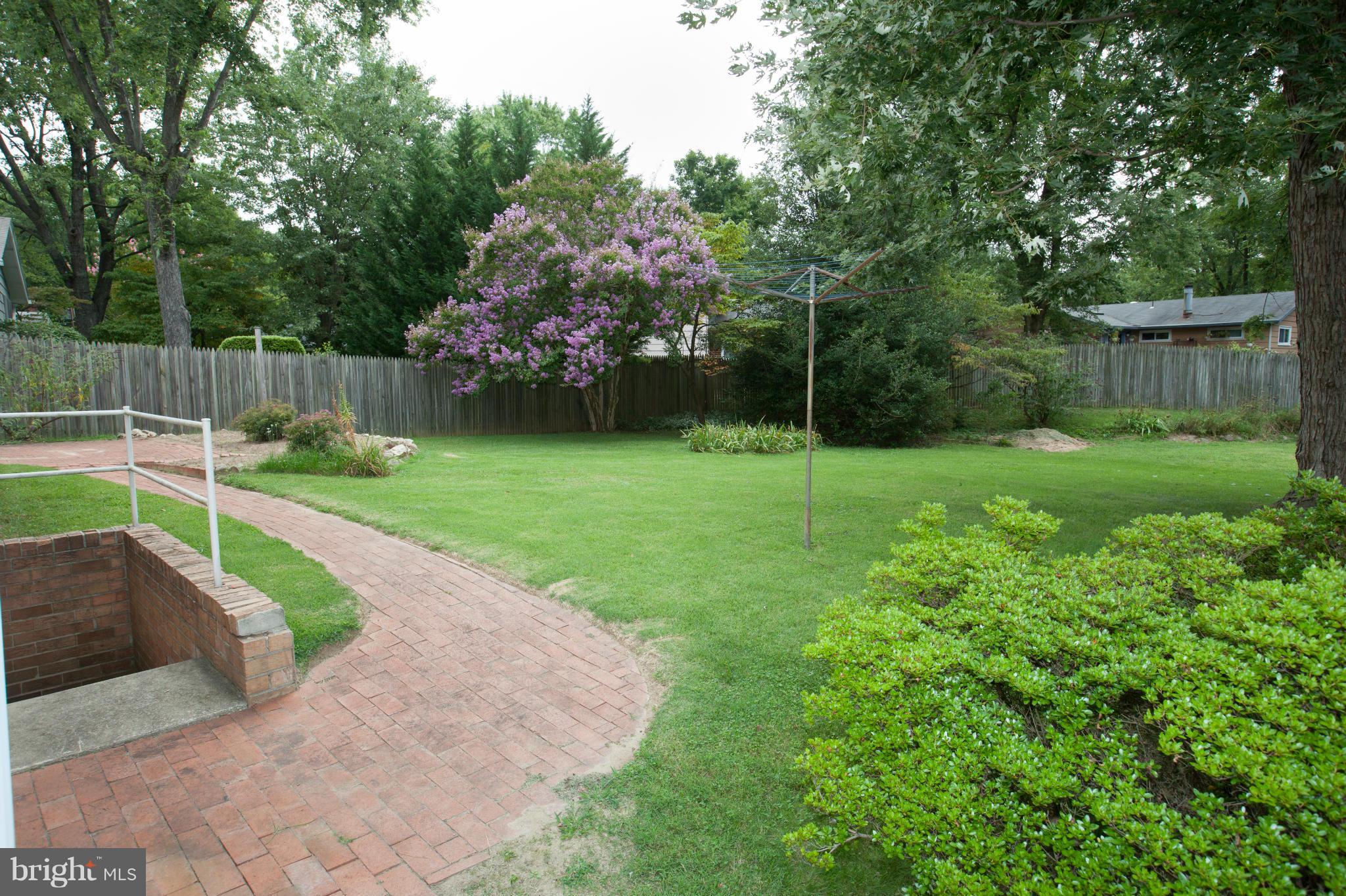 9507 Vance Place Silver Spring, MD 20901 - Photo 26 of 30 Exterior (Rear)