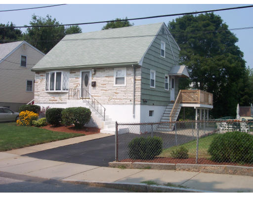 27 Edson Street Boston, MA 02136 - Photo 1 of 10 Gallery Image 1