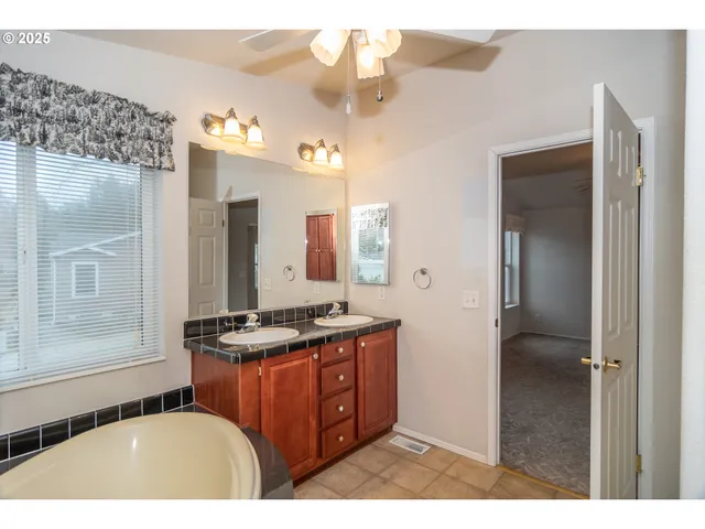 $126,000 | 115 Samantha Way, Canyonville, OR 97417