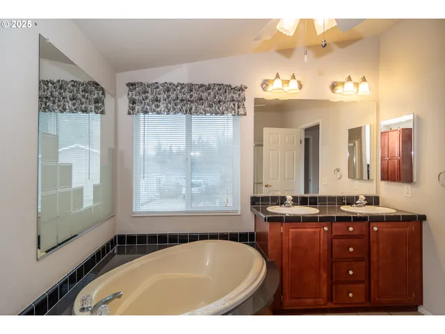 $126,000 | 115 Samantha Way, Canyonville, OR 97417