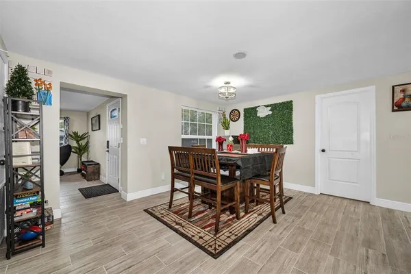 $425,000 | 801 Walnut Drive, Seffner, FL 33584