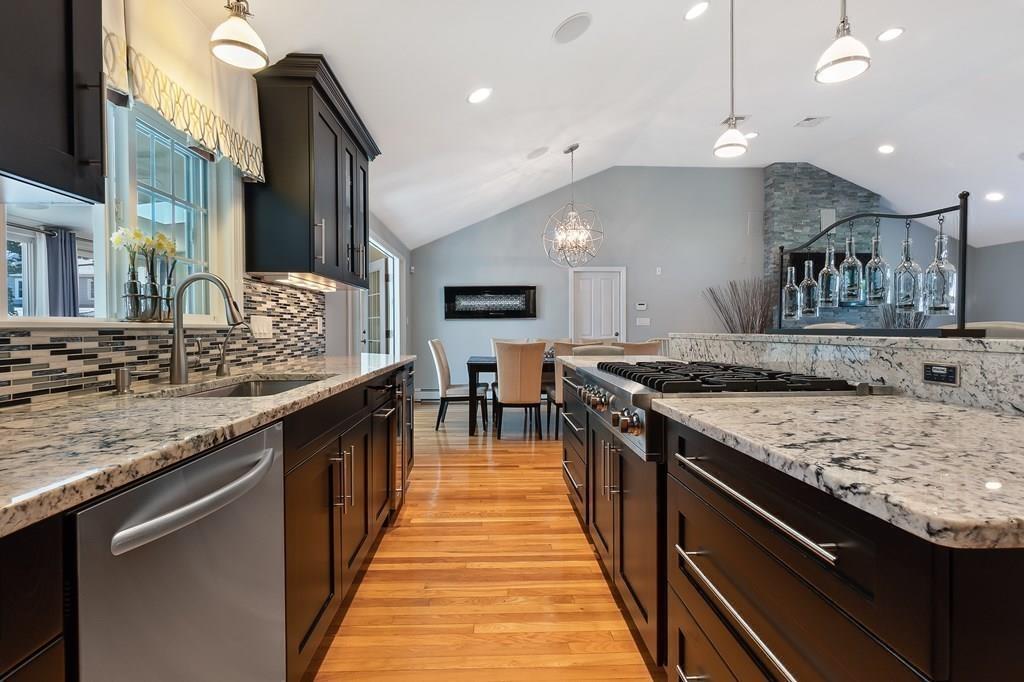 87 MacArthur Road Stoneham, MA 02180 - Photo 11 of 33