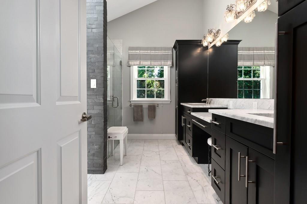 87 MacArthur Road Stoneham, MA 02180 - Photo 16 of 33