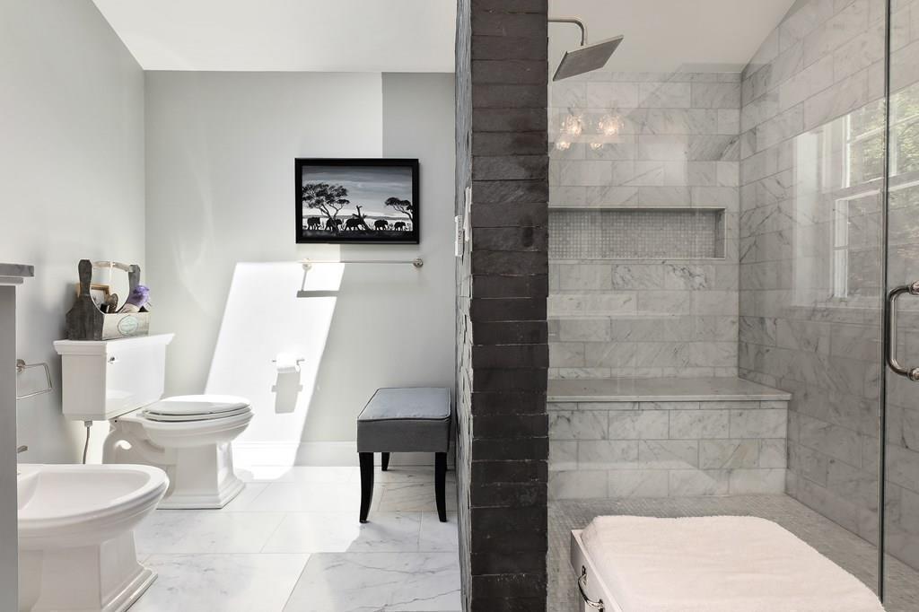 87 MacArthur Road Stoneham, MA 02180 - Photo 18 of 33