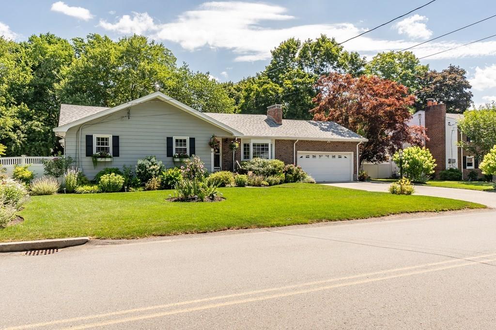 87 MacArthur Road Stoneham, MA 02180 - Photo 2 of 33