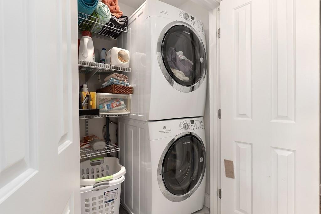 87 MacArthur Road Stoneham, MA 02180 - Photo 22 of 33