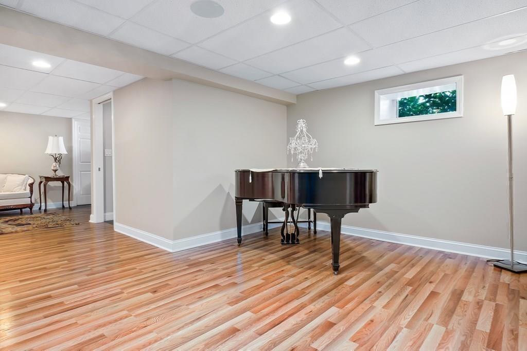 87 MacArthur Road Stoneham, MA 02180 - Photo 24 of 33