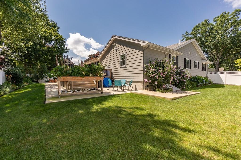 87 MacArthur Road Stoneham, MA 02180 - Photo 32 of 33