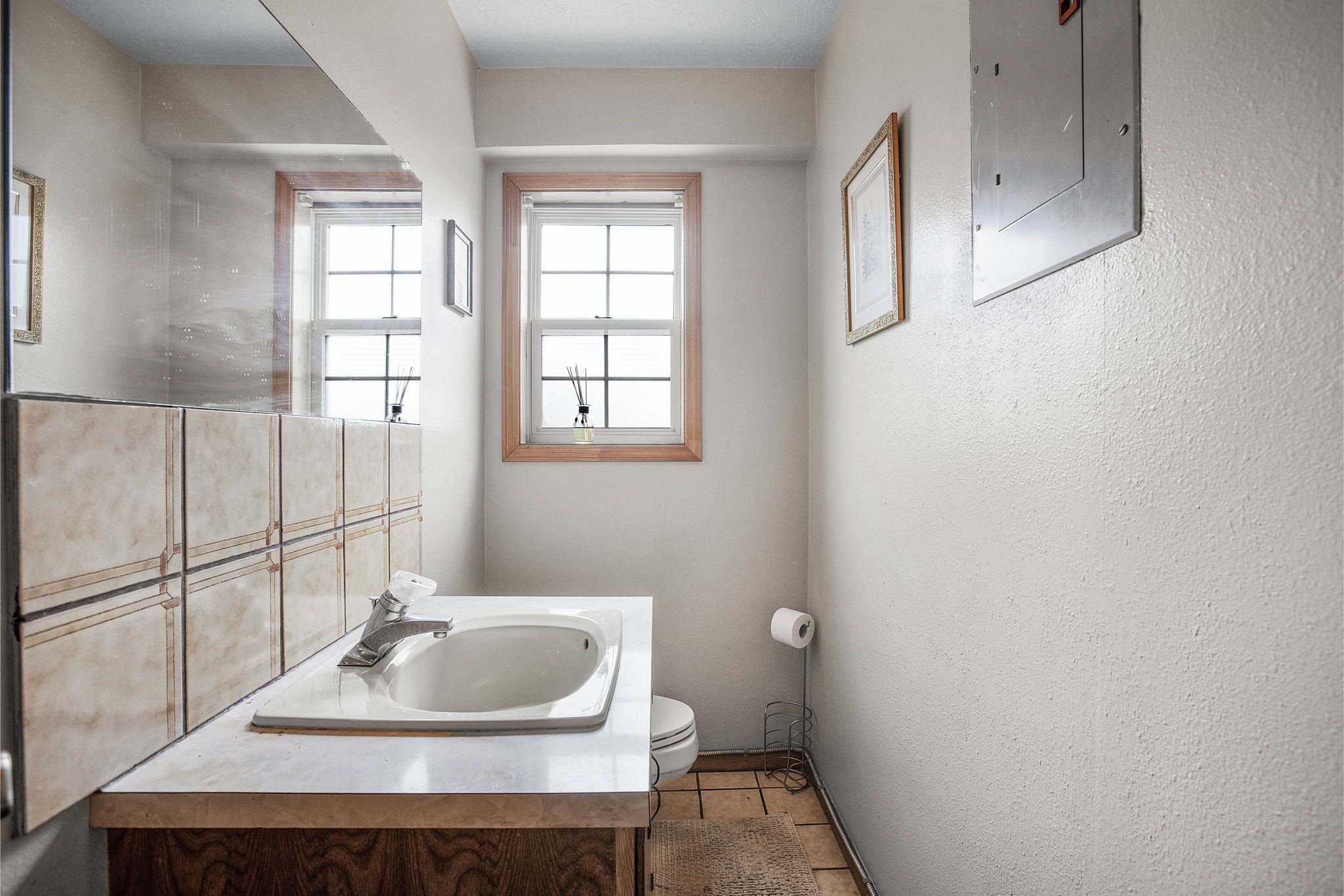 14205 Bohemian Hall Road Crosby, TX 77532 - Photo 20 of 33 a bathroom with a sink toilet and vanity