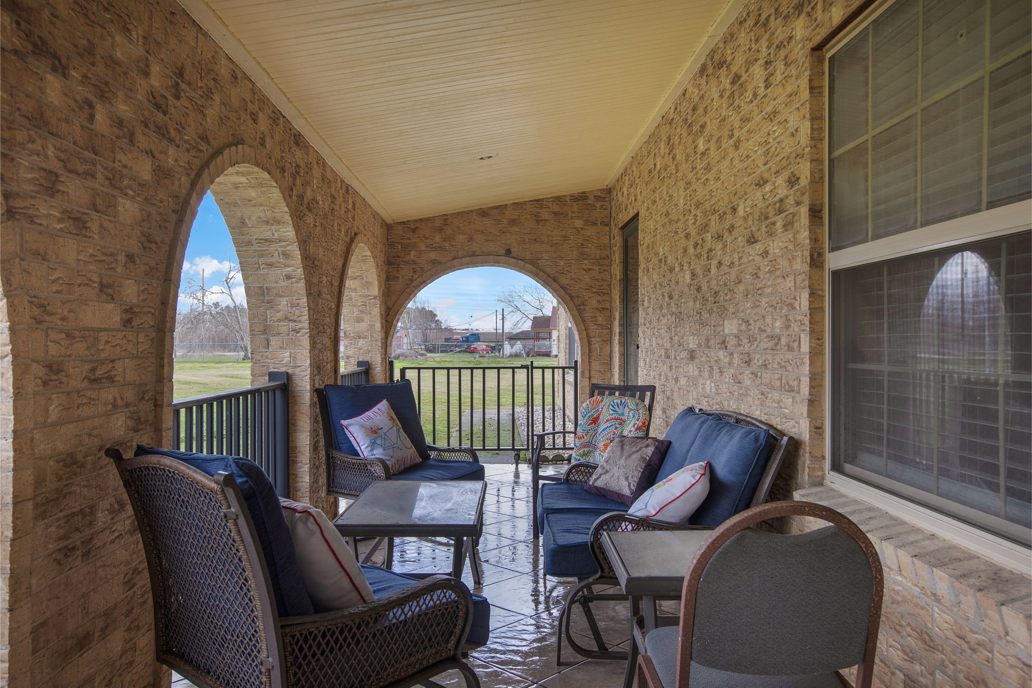 14205 Bohemian Hall Road Crosby, TX 77532 - Photo 24 of 33 a view of a livingroom with furniture