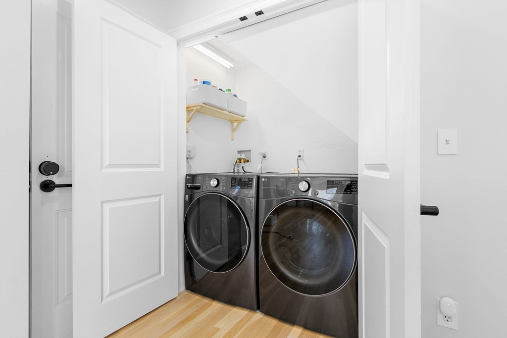 169 Chestnut Street, Unit 2 Waltham, MA 02453 - Photo 17 of 18