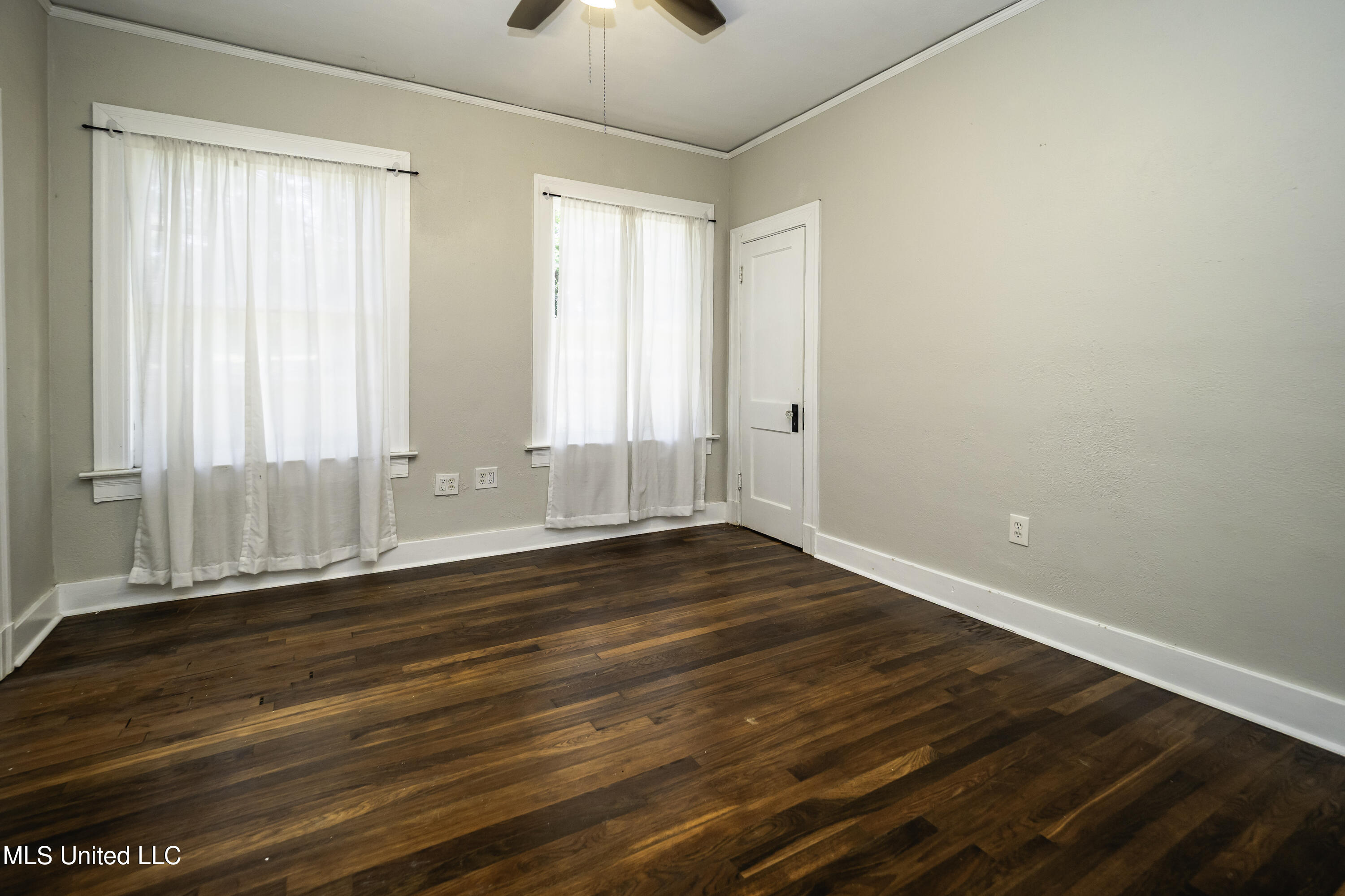 1724 Myrtle Street Jackson, MS 39202 - Photo 8 of 21 P9020054
