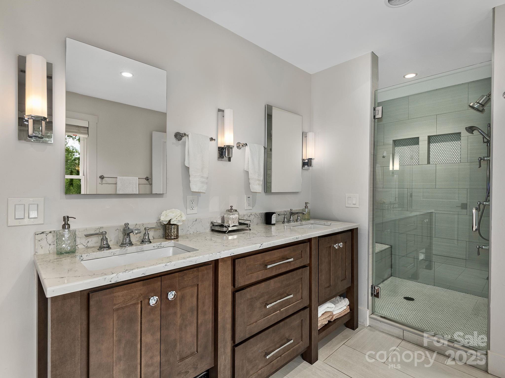 23 Rogers Ridge Road Fairview, NC 28730 - Photo 14 of 38 Gallery Image 14