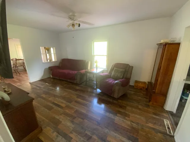 $230,000 | 8732 Kinch Road, Jackson, MI 49201