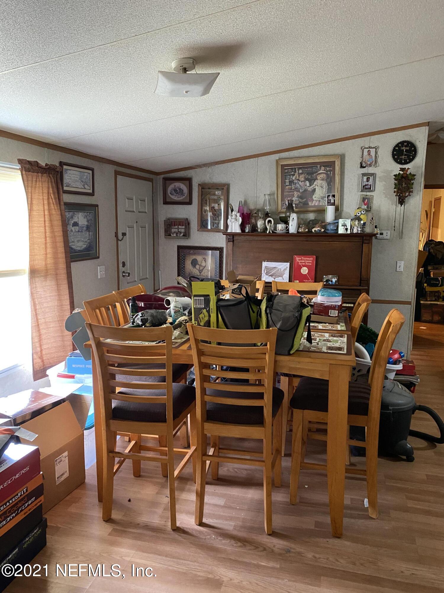 12575 Shark Road Jacksonville, FL 32226 - Photo 6 of 38 Dining Room