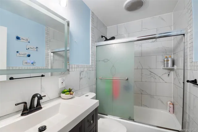 $399,999 | 288 Feller Drive, Central Islip, NY 11722