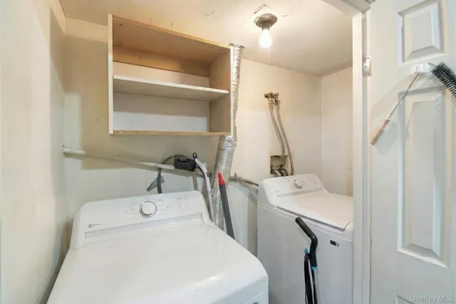 $399,999 | 288 Feller Drive, Central Islip, NY 11722