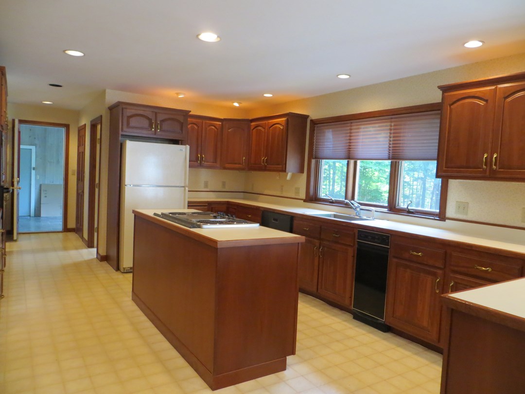 364 Forest Road Wolfeboro, NH 03894 - Photo 15 of 37 Gallery Image 15