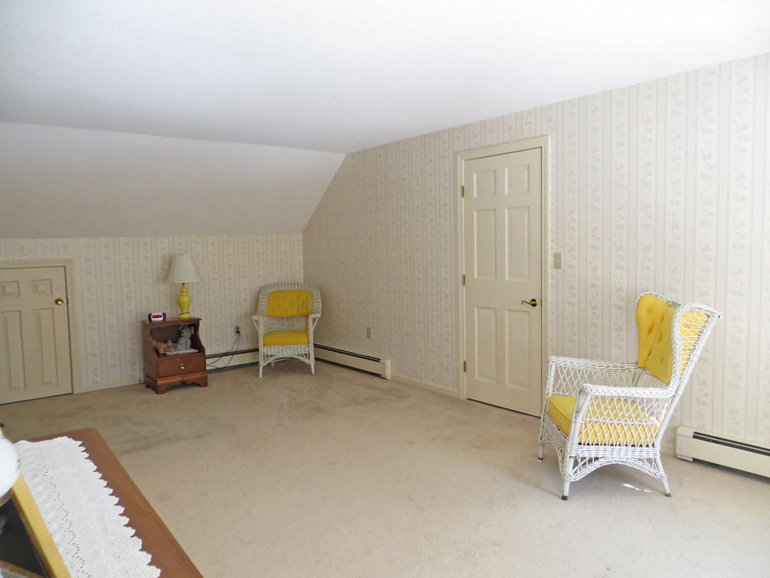 364 Forest Road Wolfeboro, NH 03894 - Photo 32 of 37 Gallery Image 32