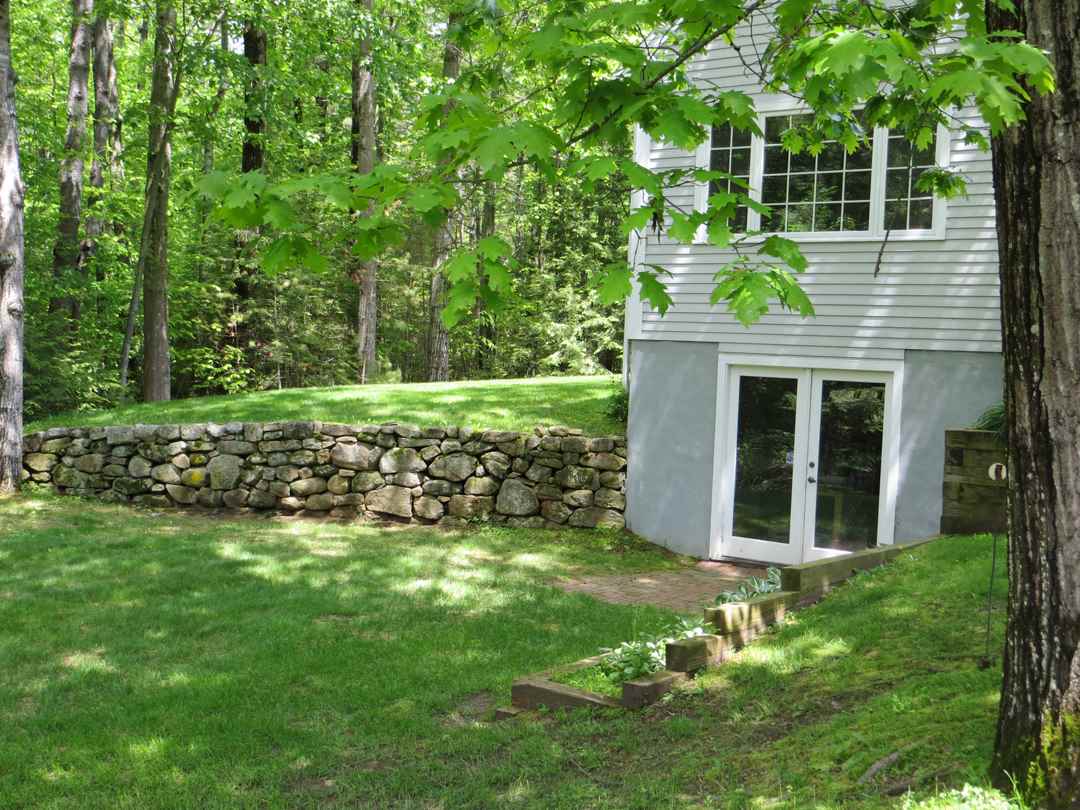 364 Forest Road Wolfeboro, NH 03894 - Photo 35 of 37 Gallery Image 35