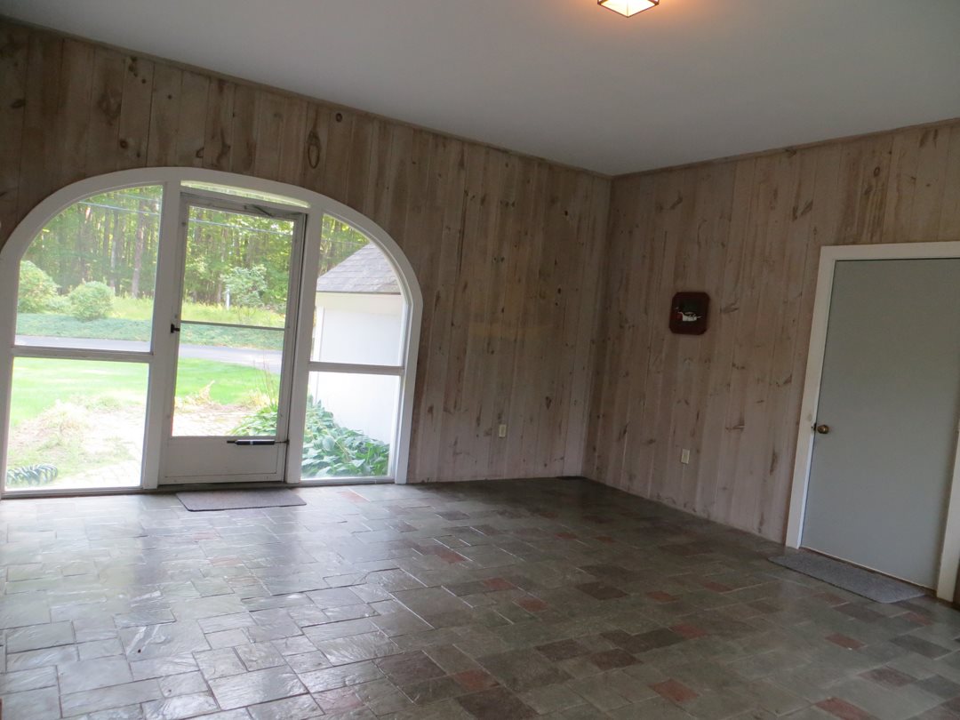 364 Forest Road Wolfeboro, NH 03894 - Photo 9 of 37 Gallery Image 9
