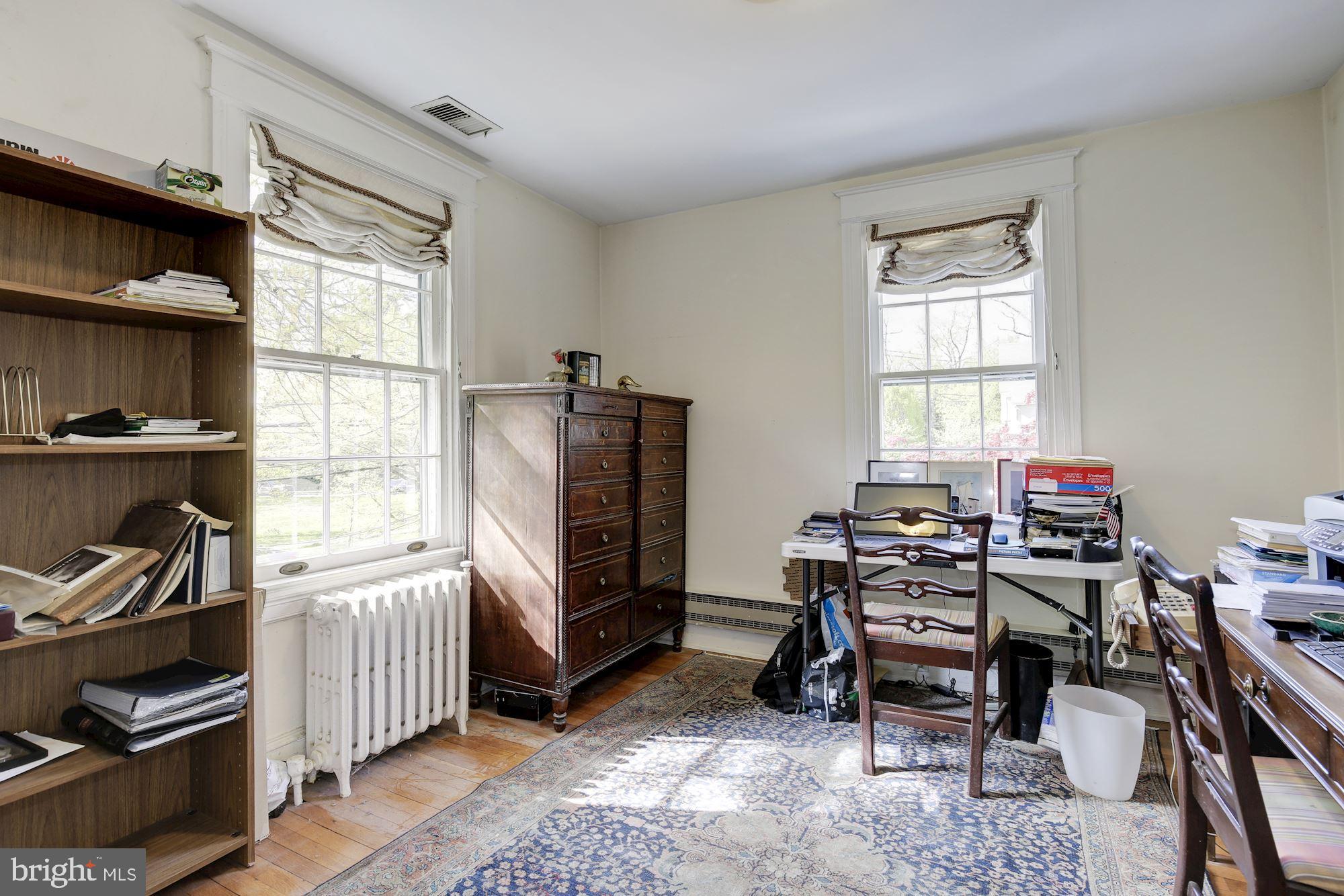 3207 Foxhall Road Northwest Washington, DC 20016 - Photo 26 of 34