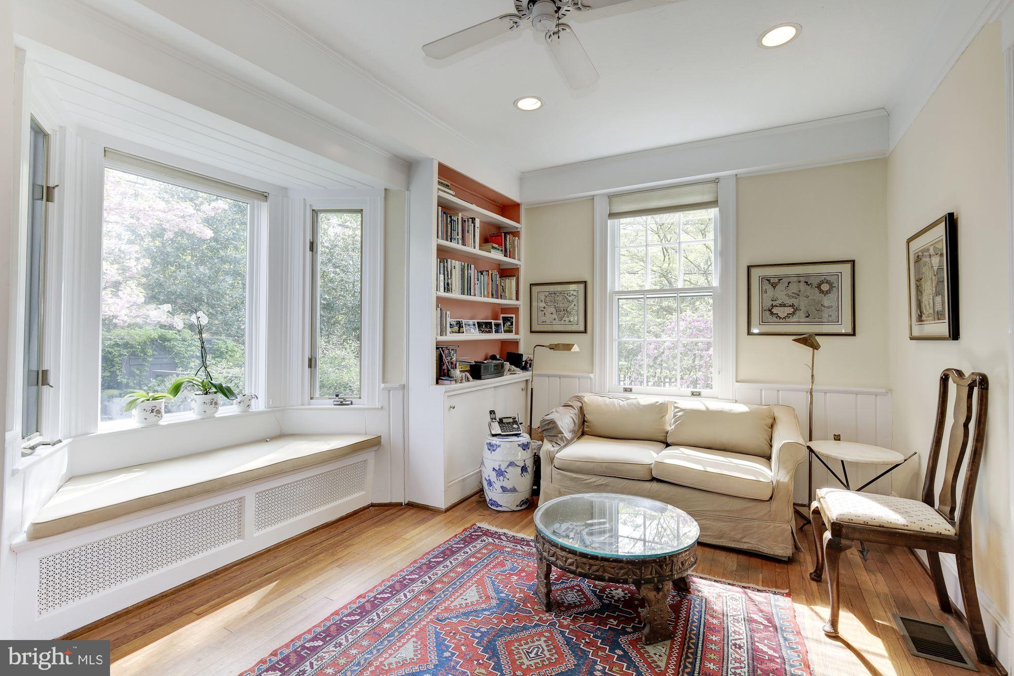 3207 Foxhall Road Northwest Washington, DC 20016 - Photo 8 of 34