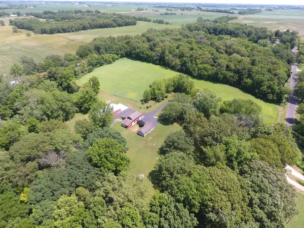$415,000 | 21186 Mathew Road, Sterling, IL 61081