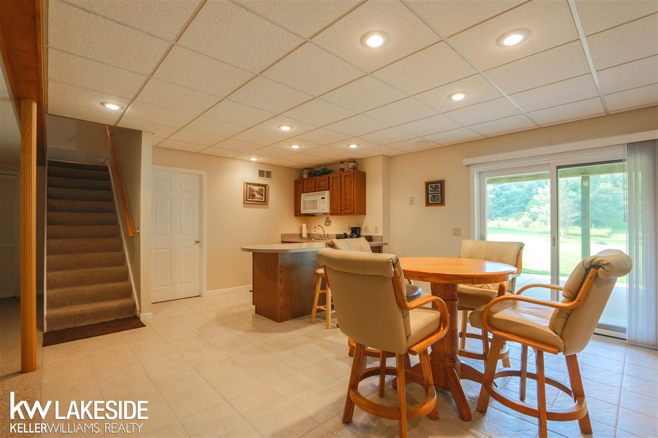465 Mack Road Leonard, MI 48367 - Photo 59 of 84 50049808-58.JPG
