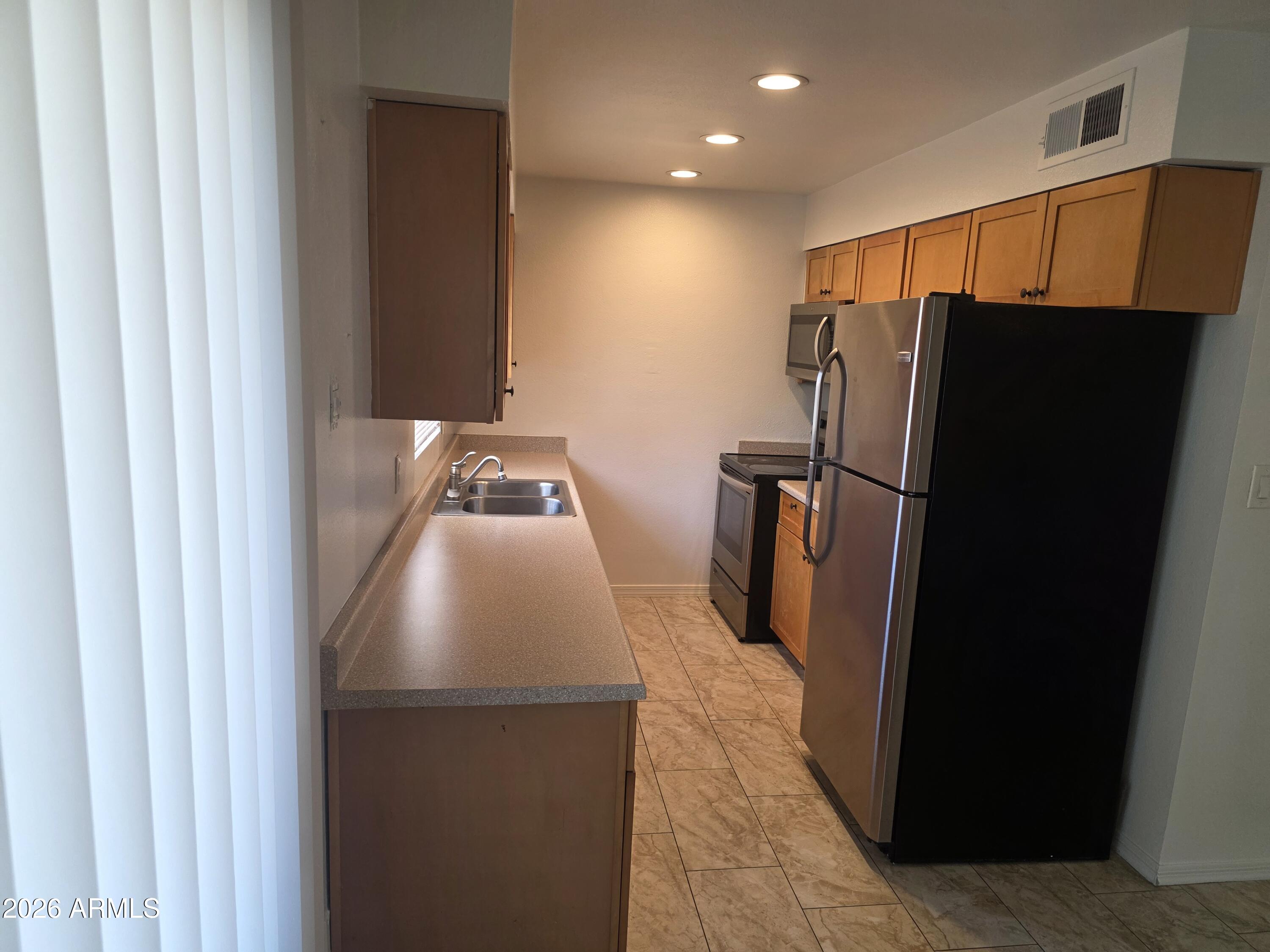 4132 West Colter Street Phoenix, AZ 85019 - Photo 5 of 14